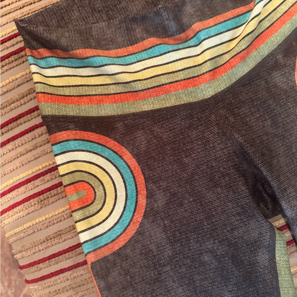 Niyama Sol Multicolor Patterned Leggings - Picture 2 of 8